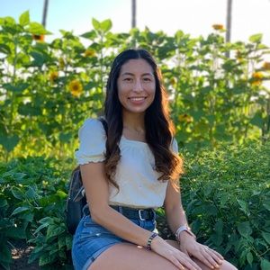 Meet your Posher, Andrea